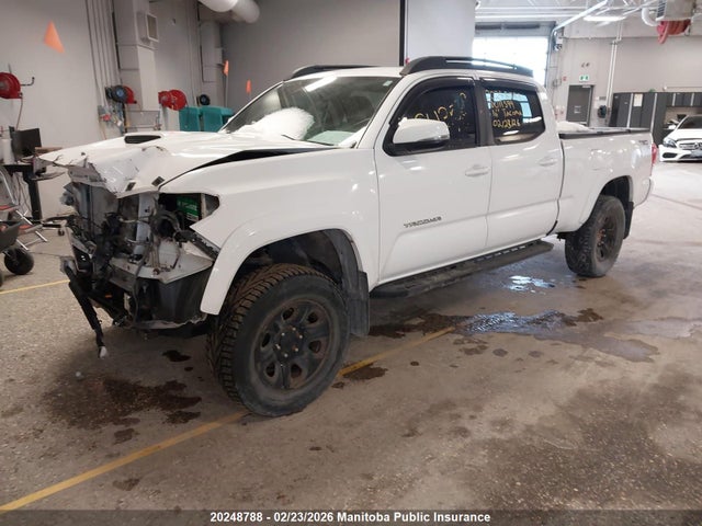 5TFDZ5BNXGX011599 Toyota Tacoma Double Cab V6