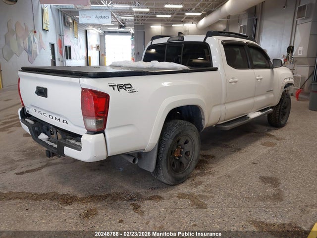 5TFDZ5BNXGX011599 Toyota Tacoma Double Cab V6