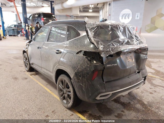 KNDEUCAA1N7331042 KIA SELTOS EX