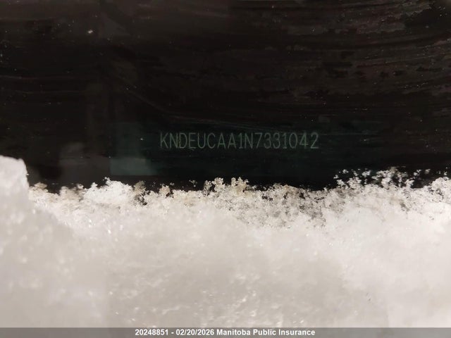 KNDEUCAA1N7331042 KIA SELTOS EX