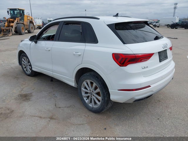WA1AECF39L1096888 Audi Q3 Komfort 45 2.0 Tfsi