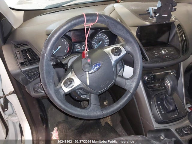 20248902 :رقم المزاد ، 1FMCU0GXXEUD33824 vin ، 2014 Ford Escape Se مزاد بيع