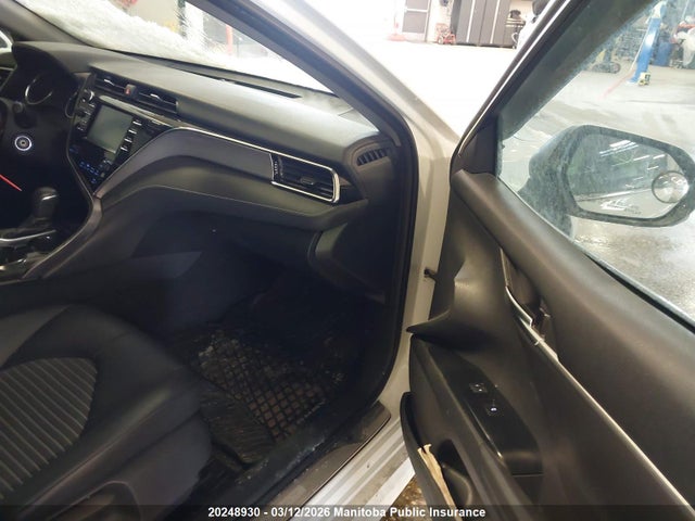 4T1B11HK1JU655503 Toyota CAMRY SE