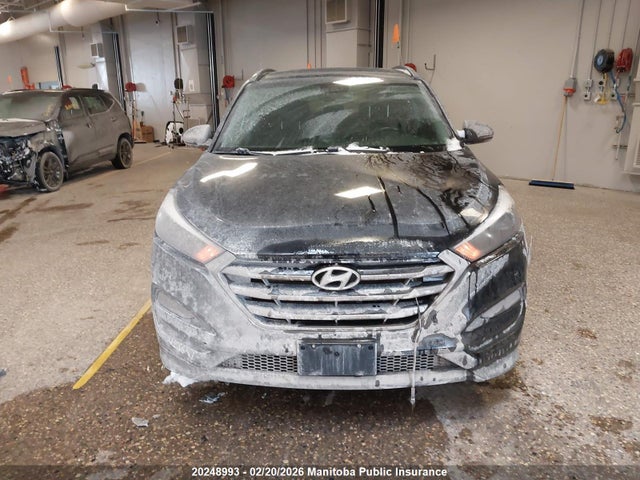 KM8J3CA42HU544692 Hyundai Tucson