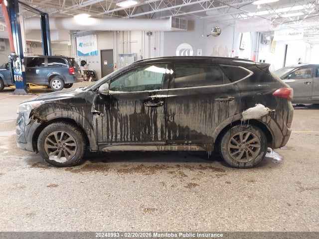 KM8J3CA42HU544692 Hyundai Tucson