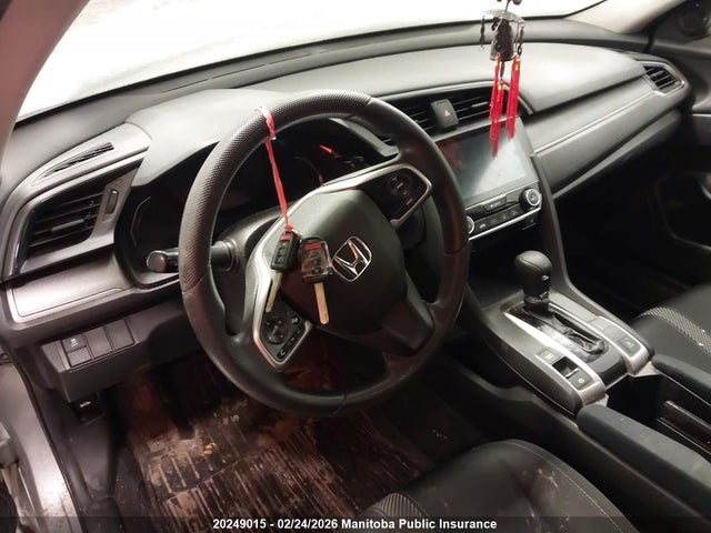 20249015 :رقم المزاد ، 2HGFC2F56JH000034 vin ، 2018 Honda Civic Lx مزاد بيع