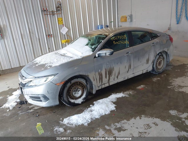 20249015 :رقم المزاد ، 2HGFC2F56JH000034 vin ، 2018 Honda Civic Lx مزاد بيع