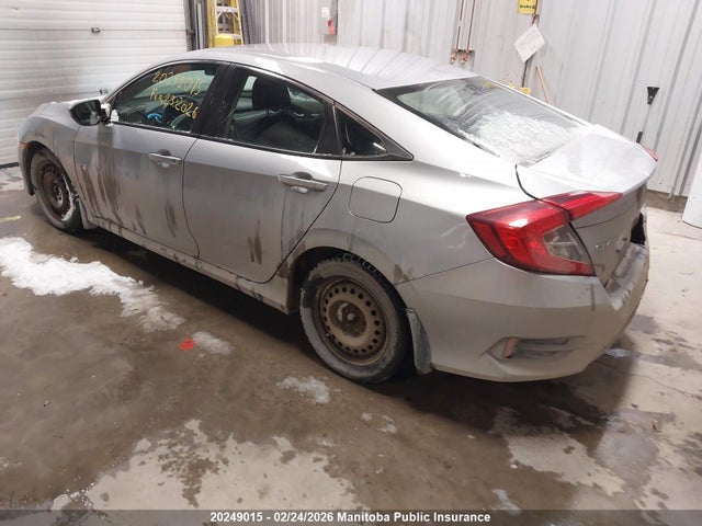 20249015 :رقم المزاد ، 2HGFC2F56JH000034 vin ، 2018 Honda Civic Lx مزاد بيع