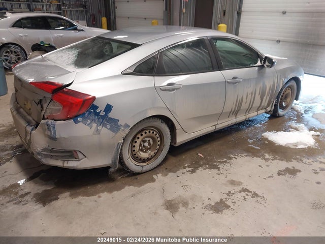 20249015 :رقم المزاد ، 2HGFC2F56JH000034 vin ، 2018 Honda Civic Lx مزاد بيع