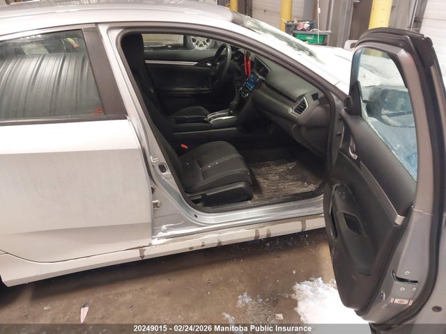 20249015 :رقم المزاد ، 2HGFC2F56JH000034 vin ، 2018 Honda Civic Lx مزاد بيع