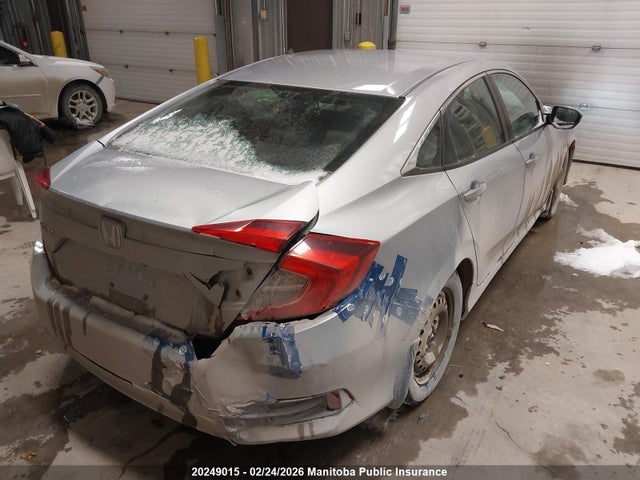 20249015 :رقم المزاد ، 2HGFC2F56JH000034 vin ، 2018 Honda Civic Lx مزاد بيع