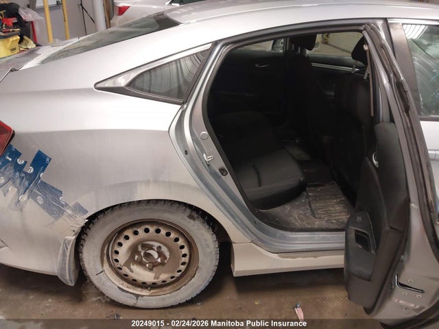20249015 :رقم المزاد ، 2HGFC2F56JH000034 vin ، 2018 Honda Civic Lx مزاد بيع