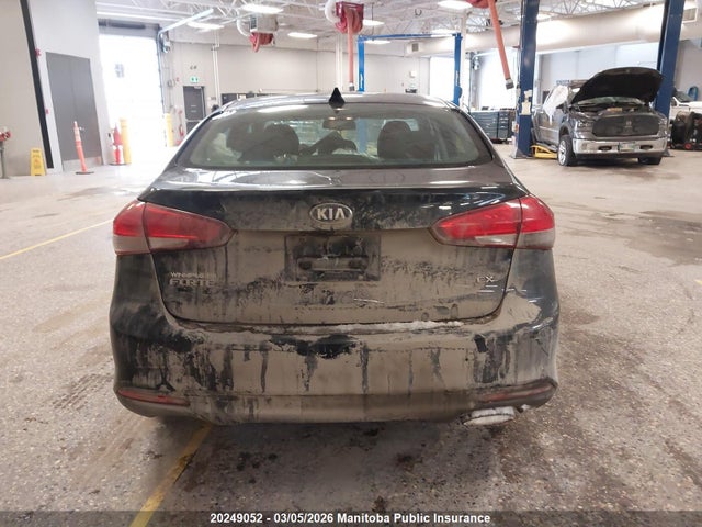 3KPFL4A83JE210209 KIA Forte Ex+