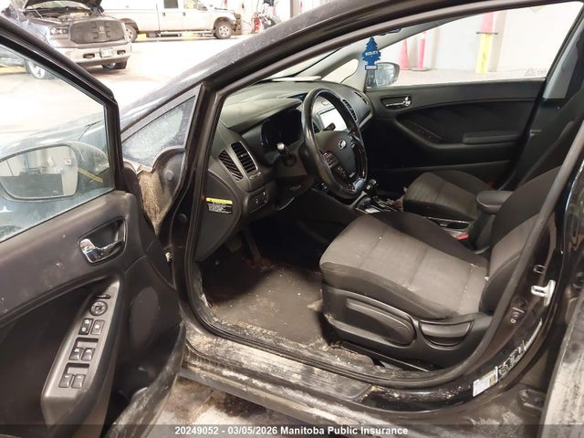 3KPFL4A83JE210209 KIA Forte Ex+