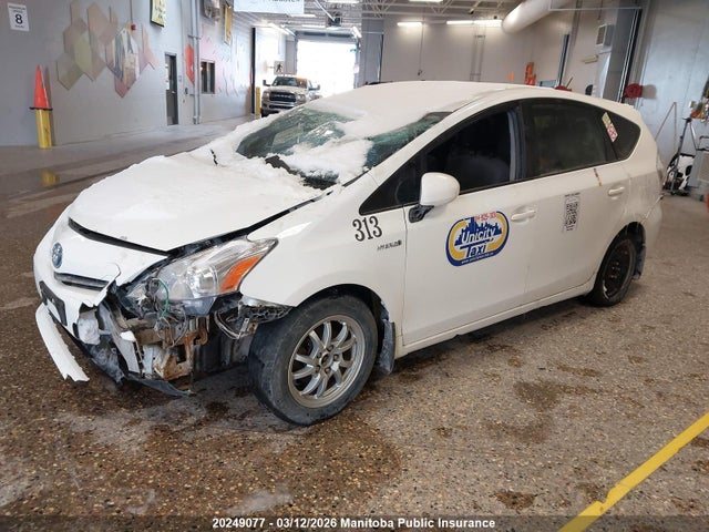 JTDZN3EU9EJ003471 Toyota PRIUS V