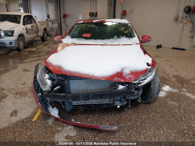 KMHD84LF4HU267675 Hyundai Elantra Gls