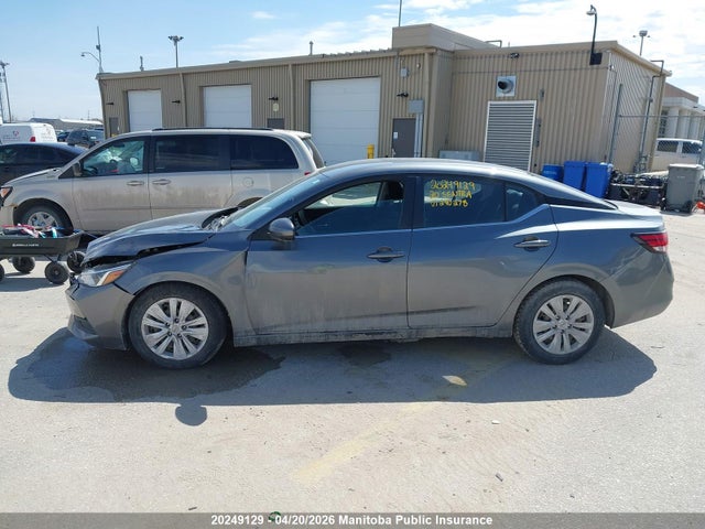 2020 Nissan Sentra 2.0 S მანქანა იყიდება აუქციონზე, vin: 3N1AB8BV0LY240278, აუქციონის ნომერი: 20249129
