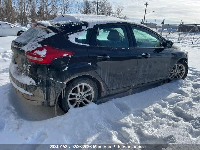 1FADP3K25HL239945 Ford FOCUS SE