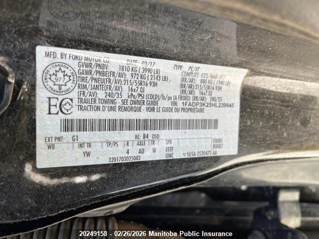 1FADP3K25HL239945 Ford FOCUS SE