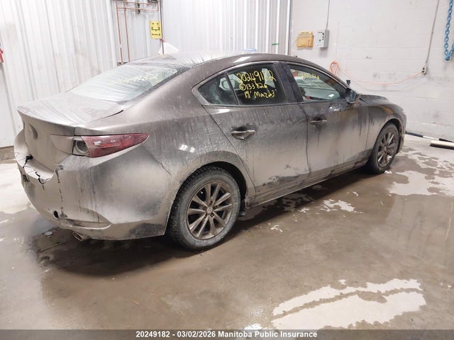 JM1BPBCM6K1133826 Mazda Mazda3 Gs I-activ