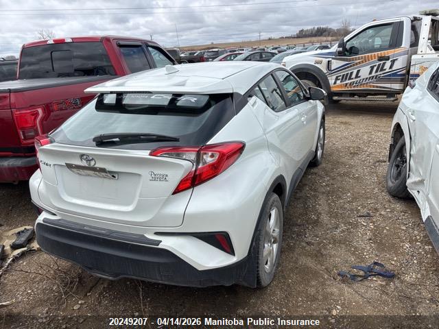 NMTKHMBX5JR030739 Toyota C-HR XLE