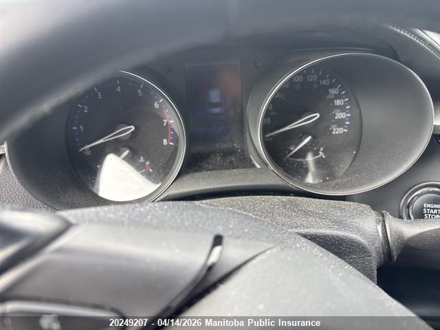 NMTKHMBX5JR030739 Toyota C-HR XLE