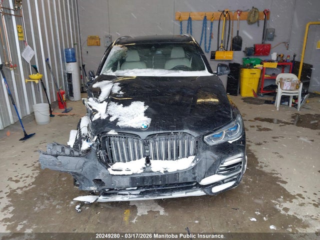 5UXCR6C55KLL60765 BMW X5 40i