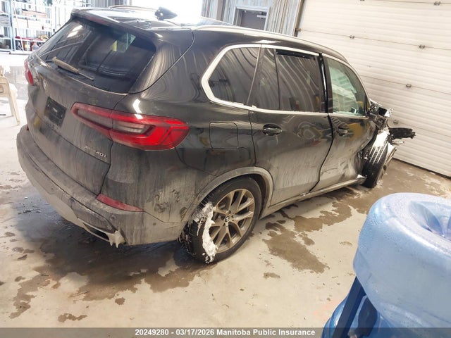 5UXCR6C55KLL60765 BMW X5 40i
