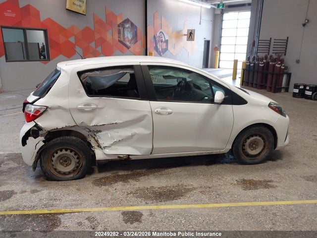 20249282 :رقم المزاد ، VNKKTUD3XJA093589 vin ، 2018 Toyota Yaris Le مزاد بيع