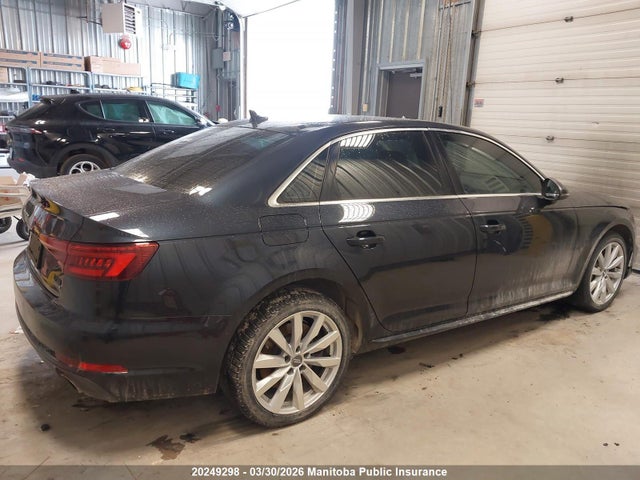 20249298 :رقم المزاد ، WAUANAF43JN007483 vin ، 2018 Audi A4 2.0t Quattro مزاد بيع