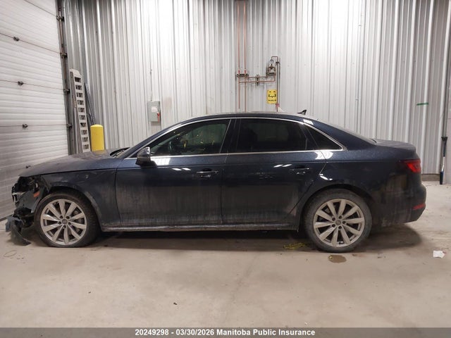20249298 :رقم المزاد ، WAUANAF43JN007483 vin ، 2018 Audi A4 2.0t Quattro مزاد بيع