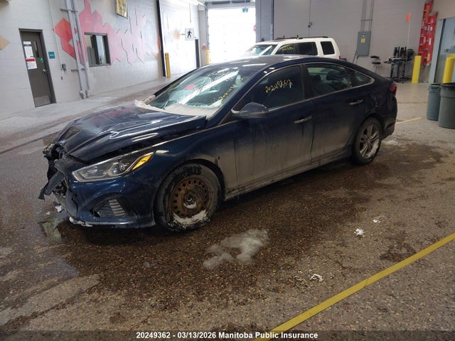 5NPE34AFXKH756867 Hyundai Sonata Essential