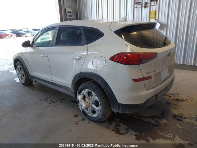 KM8J2CA46MU408837 Hyundai Tucson Essential