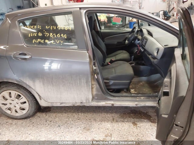 VNKKTUD38HA083699 Toyota YARIS LE