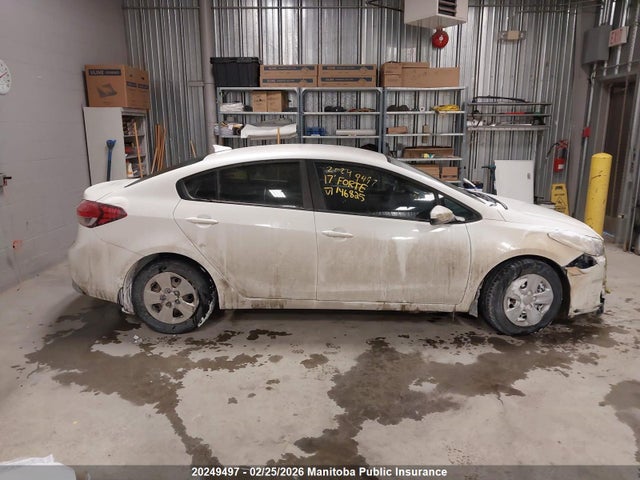 Продажа на аукционе авто 2017 Kia Forte Lx, vin: 3KPFL4A79HE146825, номер лота: 20249497