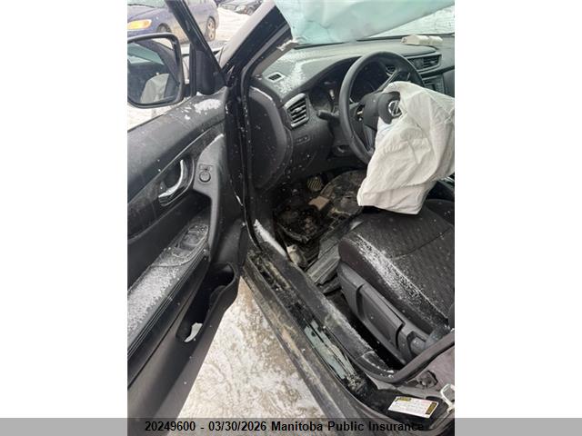 5N1AT2MV0LC813298 Nissan Rogue S Special Edition