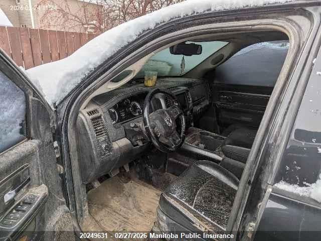 1C6RR7HT1FS782401 Dodge Ram 1500 Sport Quad Cab