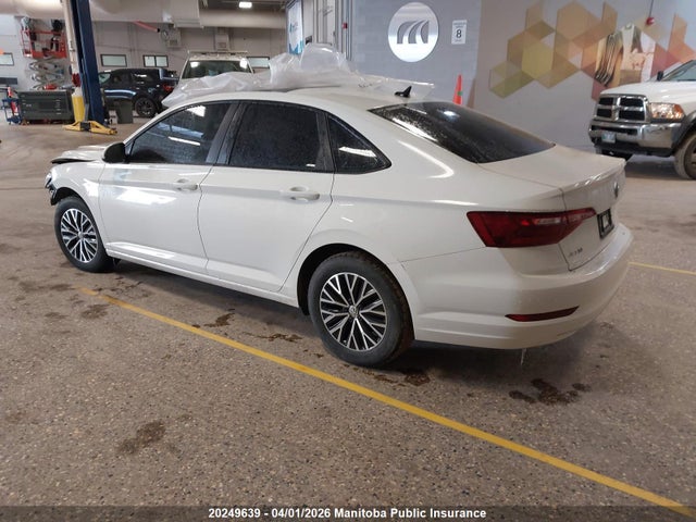 20249639 :رقم المزاد ، 3VWE57BU3MM032098 vin ، 2021 Volkswagen Jetta Highline 1.4 Tsi مزاد بيع