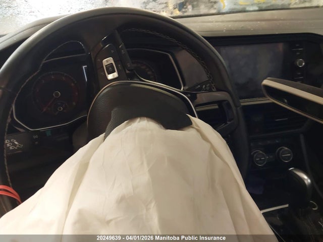 20249639 :رقم المزاد ، 3VWE57BU3MM032098 vin ، 2021 Volkswagen Jetta Highline 1.4 Tsi مزاد بيع