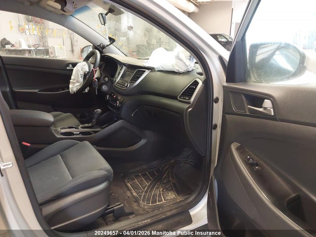 20249657 :رقم المزاد ، KM8J2CA49JU678043 vin ، 2018 Hyundai Tucson مزاد بيع