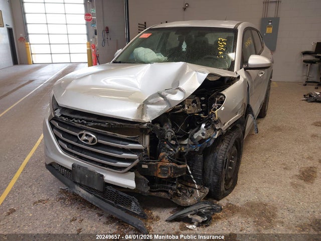 20249657 :رقم المزاد ، KM8J2CA49JU678043 vin ، 2018 Hyundai Tucson مزاد بيع