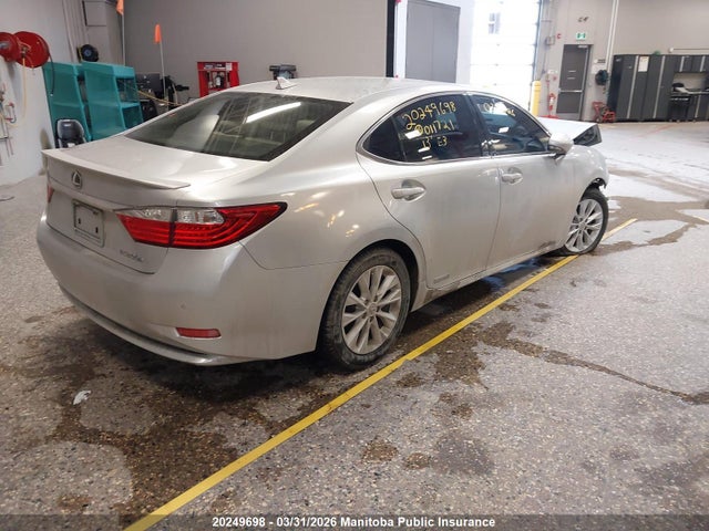 20249698 :رقم المزاد ، JTHBW1GG0D2011721 vin ، 2013 Lexus Es 300h مزاد بيع