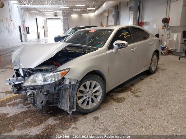 20249698 :رقم المزاد ، JTHBW1GG0D2011721 vin ، 2013 Lexus Es 300h مزاد بيع