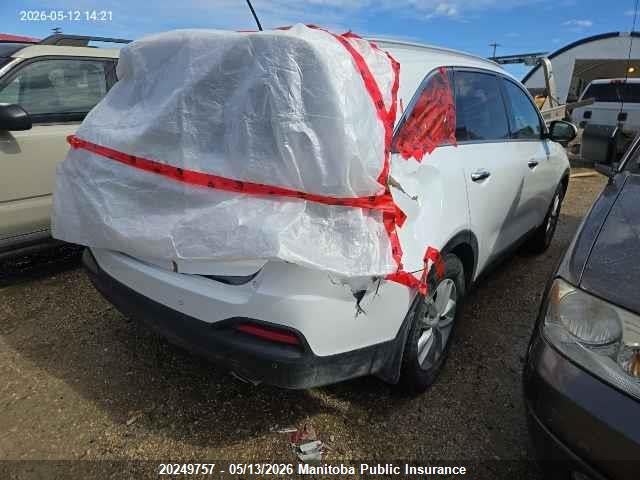 5XYPGDA57GG110849 KIA Sorento Lx V6