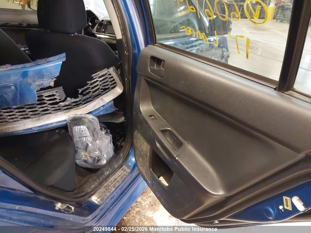 Mitsubishi LANCER ES 2017 JA32V2FW4HU606129 Image 8