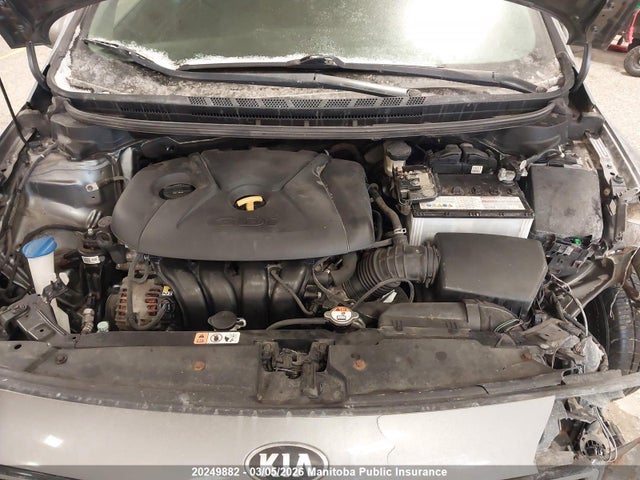 KIA FORTE LX 2017 KNAFK5A82H5728775 Image 10