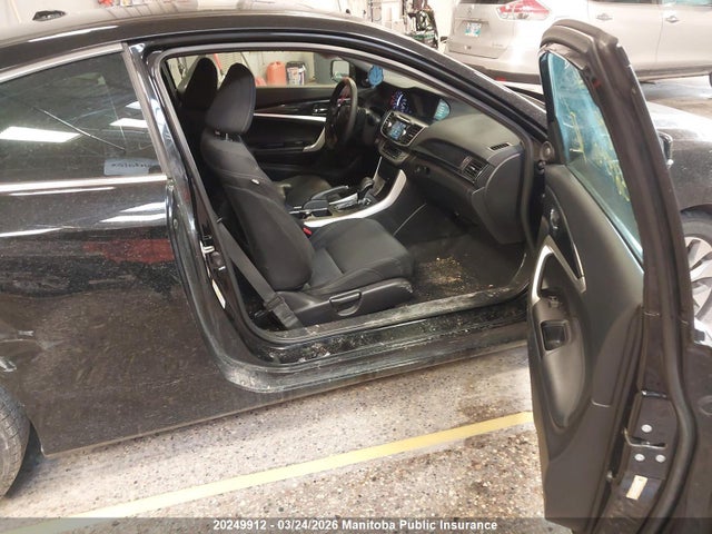 20249912 :رقم المزاد ، 1HGCT1B79DA801712 vin ، 2013 Honda Accord Ex مزاد بيع