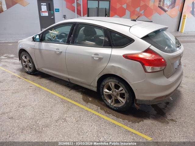 1FADP3K21EL332537 Ford FOCUS SE