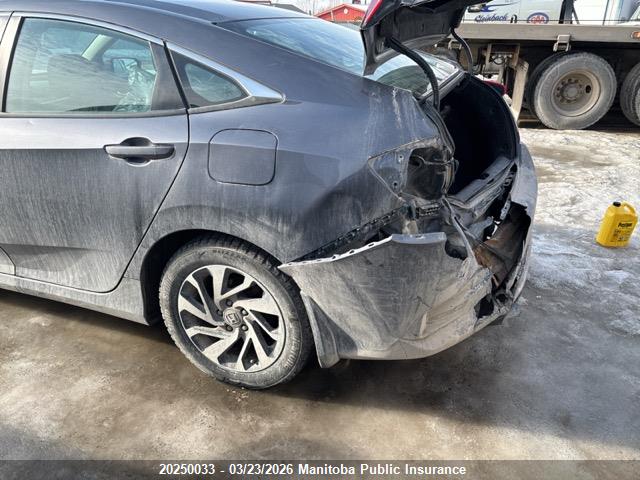 20250033 :رقم المزاد ، 2HGFC2F73KH028084 vin ، 2019 Honda Civic Ex مزاد بيع