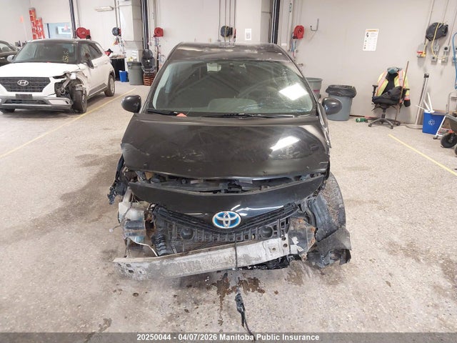 2016 Toyota Prius V მანქანა იყიდება აუქციონზე, vin: JTDZN3EU2GJ054281, აუქციონის ნომერი: 20250044